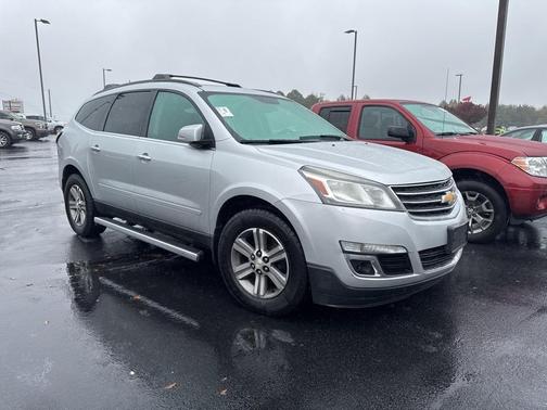 2017 Chevrolet Traverse 2LT