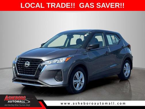 Gun Metallic 2023 Nissan Kicks S