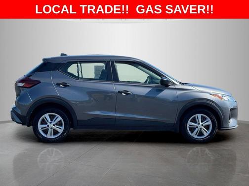 Gun Metallic 2023 Nissan Kicks S