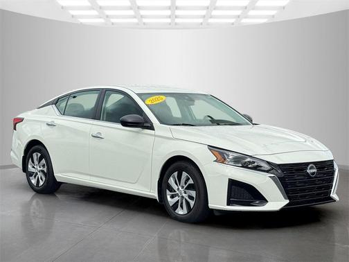 2025 Nissan Altima S