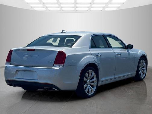 Silver Mist Clearcoat 2020 Chrysler 300 Limited