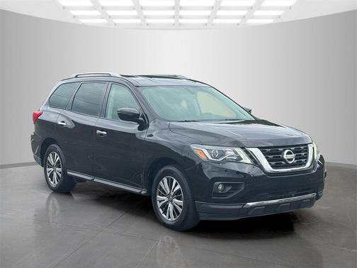 2018 Nissan Pathfinder SV