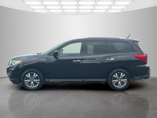 2018 Nissan Pathfinder SV