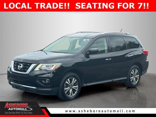 2018 Nissan Pathfinder SV