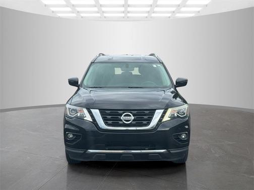 2018 Nissan Pathfinder SV