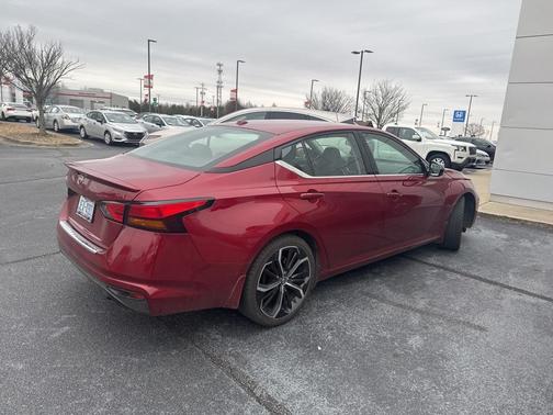 2023 Nissan Altima 2.5 SR