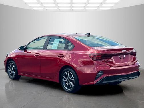 Currant Red 2024 Kia Forte LXS