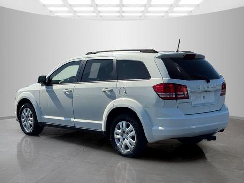 Vice White 2019 Dodge Journey SE Value Package
