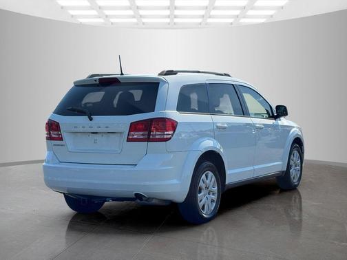 Vice White 2019 Dodge Journey SE Value Package