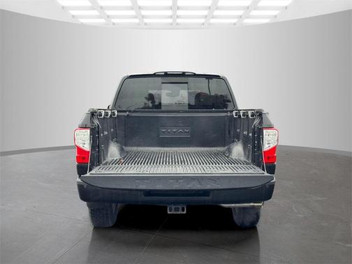 2018 Nissan Titan SV