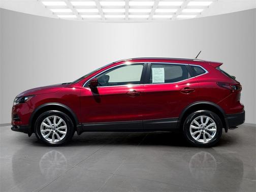 2022 Nissan Rogue Sport SV