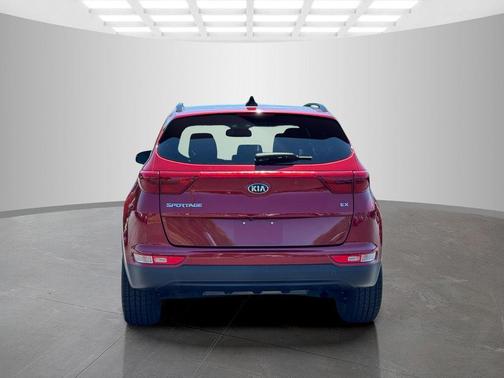 Hyper Red 2019 Kia Sportage EX