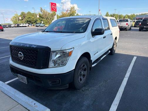 Glacier White 2017 Nissan Titan S