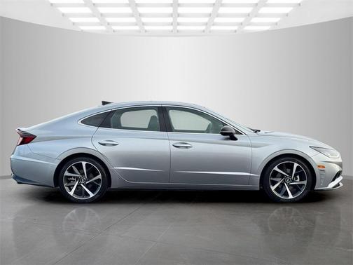 2021 Hyundai SONATA SEL Plus