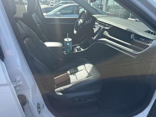 2022 Jeep Grand Cherokee 4xe Base