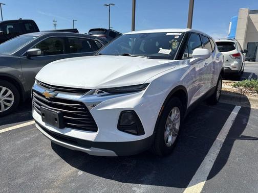 Summit White 2022 Chevrolet Blazer 2LT
