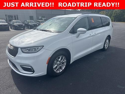 2022 Chrysler Pacifica Touring-L