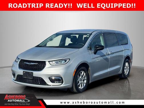 2024 Chrysler Pacifica Touring-L