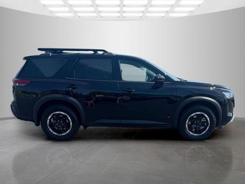 Black 2026 Nissan Pathfinder Rock Creek