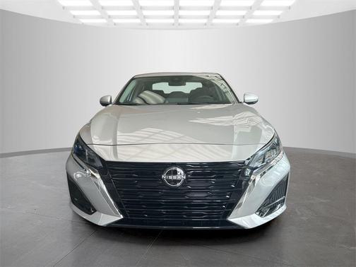 2025 Nissan Altima SL
