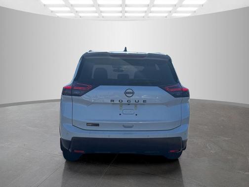 2026 Nissan Rogue DA