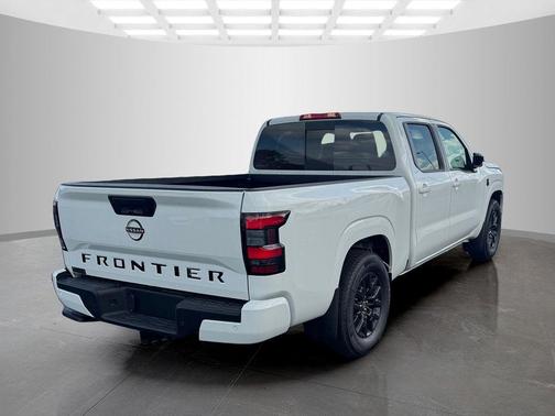 Glacier White 2026 Nissan Frontier SV