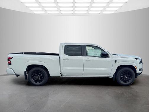 Glacier White 2026 Nissan Frontier SV
