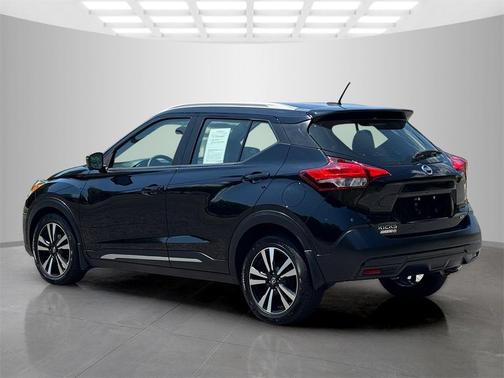 2019 Nissan Kicks SR