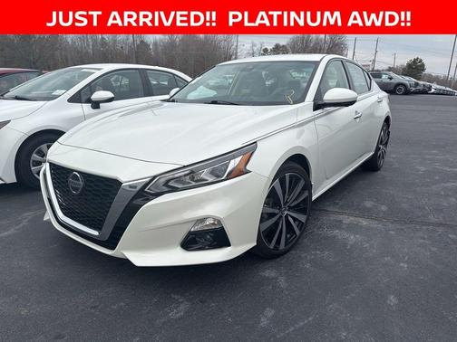 2022 Nissan Altima 2.5 Platinum