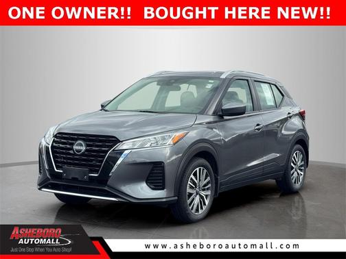 2023 Nissan Kicks SV