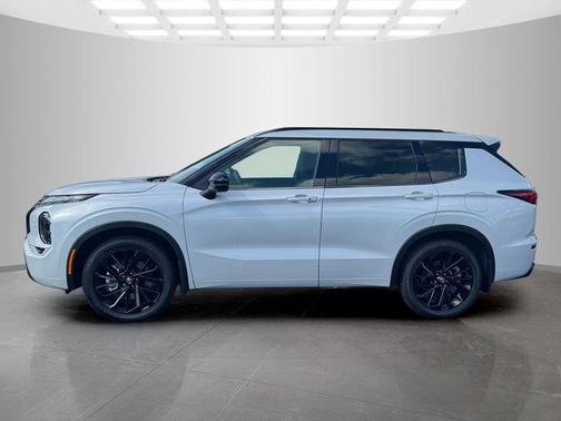 Alpine Frost 2026 Nissan Rogue PLAT