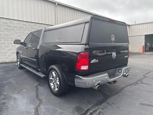 Brilliant Black Crystal Pearlcoat 2015 RAM 1500 Big Horn