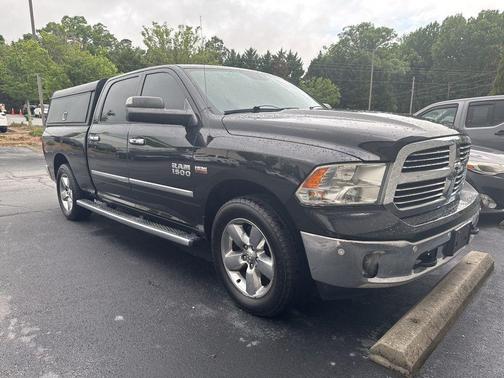 Brilliant Black Crystal Pearlcoat 2015 RAM 1500 Big Horn