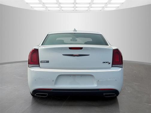 2023 Chrysler 300 S