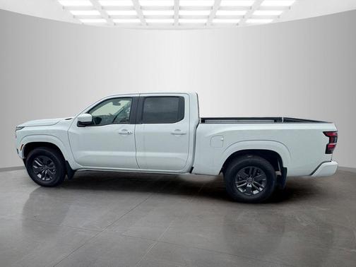 Glacier White 2026 Nissan Frontier SV
