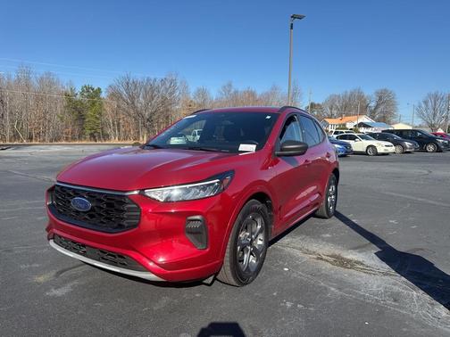 2023 Ford Escape ST-Line