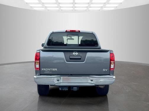 Gun Metallic 2019 Nissan Frontier SV