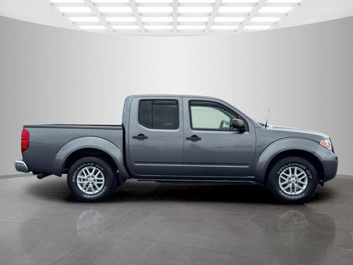 Gun Metallic 2019 Nissan Frontier SV