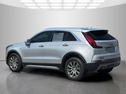 2020 Cadillac XT4 Premium Luxury