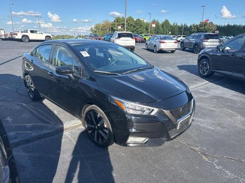 2021 Nissan Versa 1.6 SR