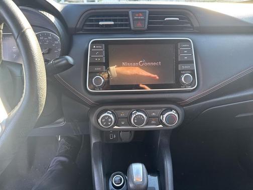 2021 Nissan Versa 1.6 SR