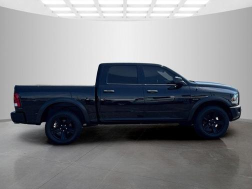 Diamond Black 2021 RAM 1500 Classic SLT