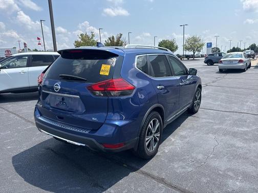 2017 Nissan Rogue SL