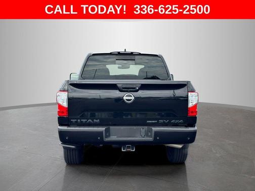 Super Black 2023 Nissan Titan SV