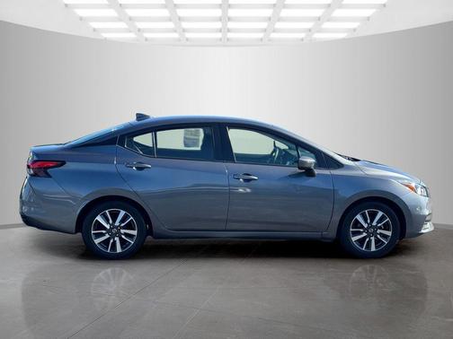 2021 Nissan Versa 1.6 SV