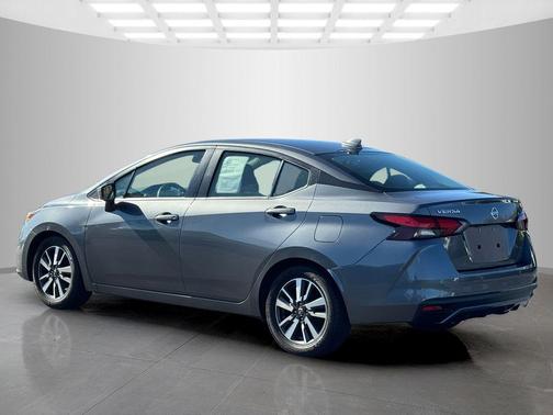 2021 Nissan Versa 1.6 SV
