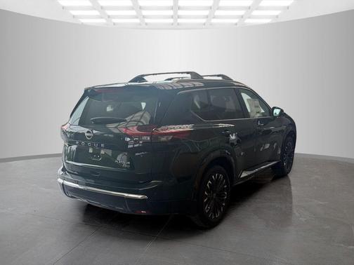 Obsidian Green 2026 Nissan Rogue Platinum