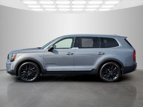 Everlasting Silver 2022 Kia Telluride SX