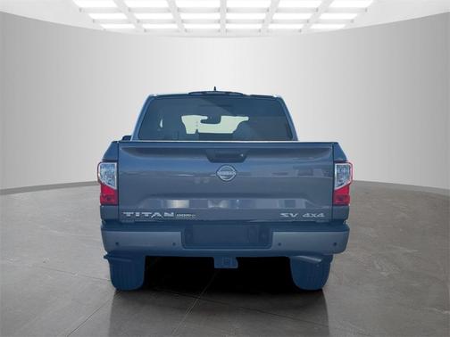 2024 Nissan Titan SV