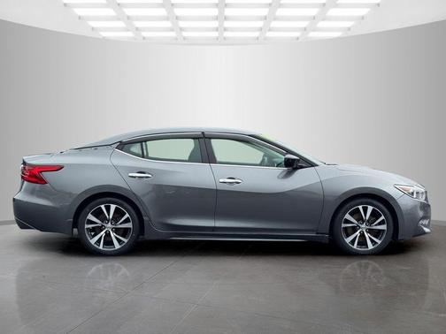 Gun Metallic 2017 Nissan Maxima 3.5 S